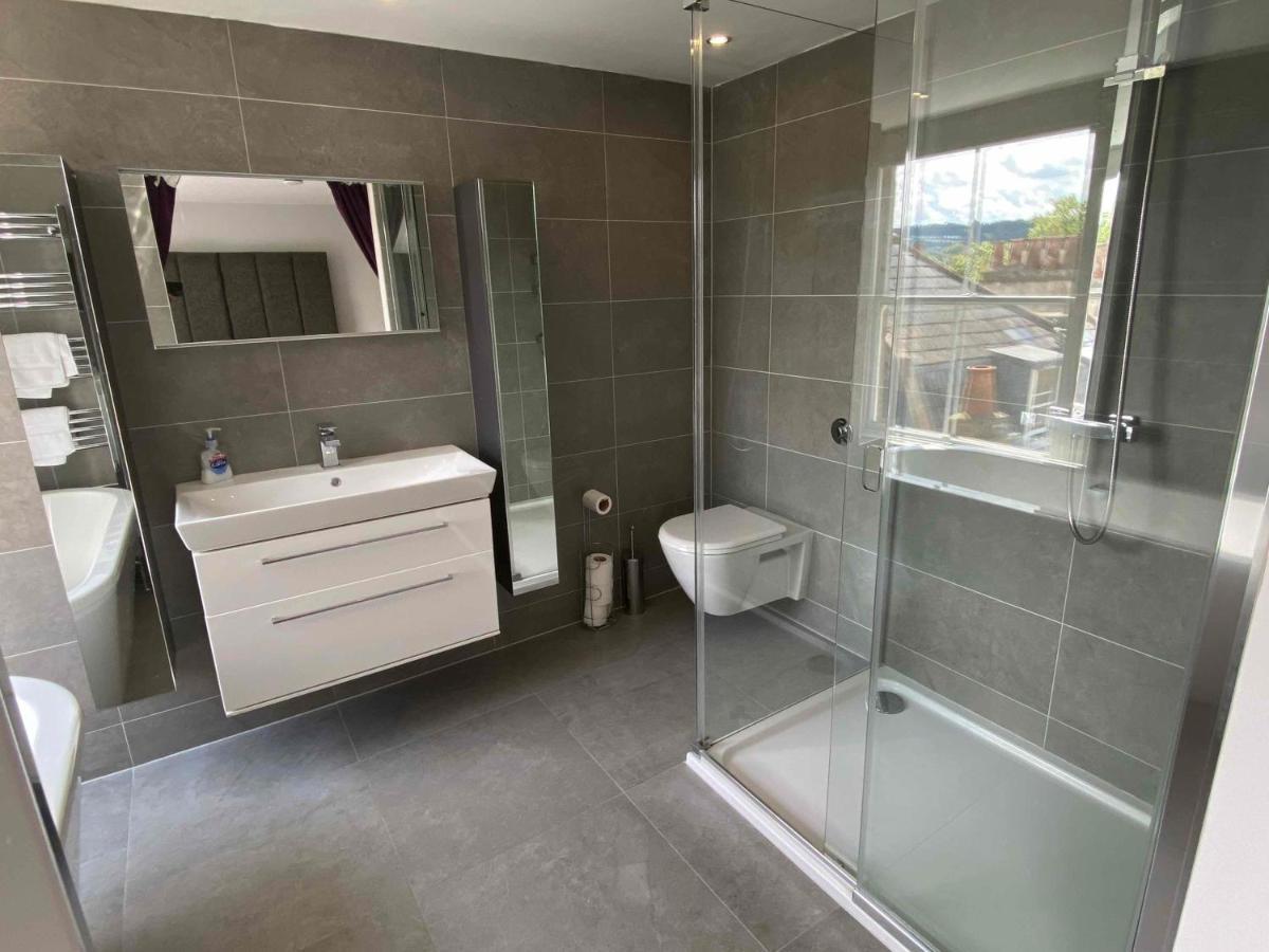 Bath Roof Terrace Apartment, City Centre, Sleeps Up To 8 Екстериор снимка