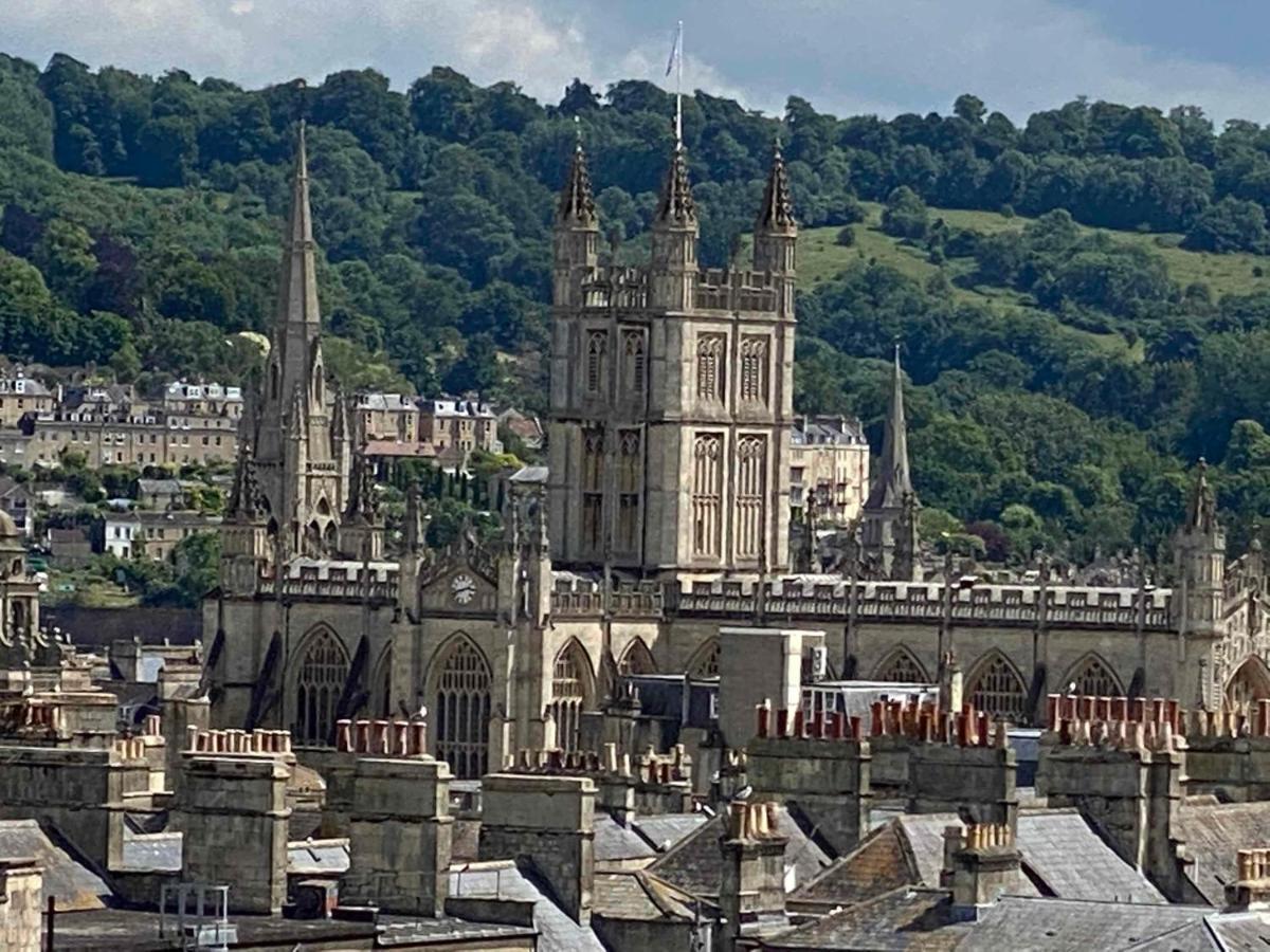 Bath Roof Terrace Apartment, City Centre, Sleeps Up To 8 Екстериор снимка