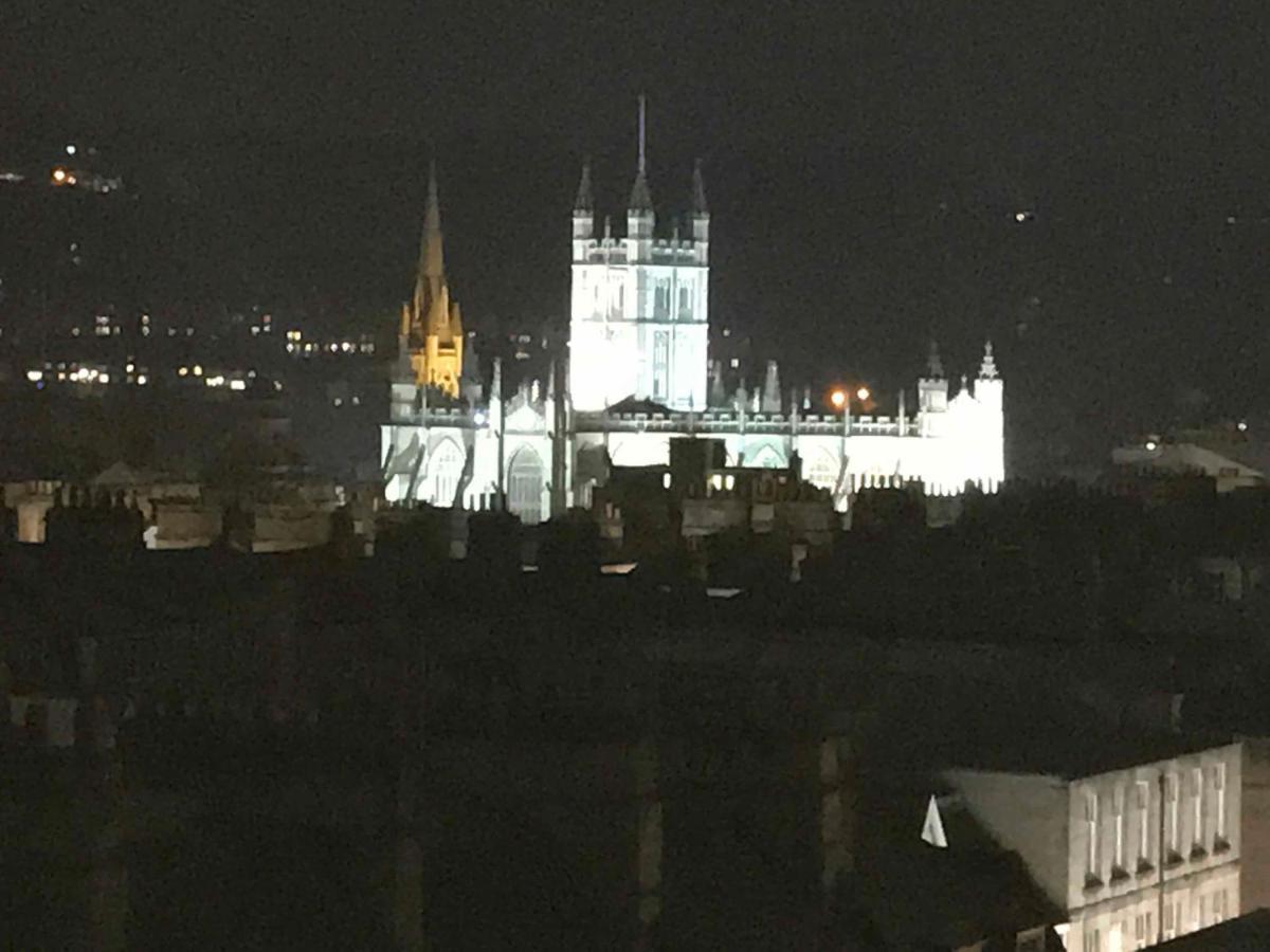 Bath Roof Terrace Apartment, City Centre, Sleeps Up To 8 Екстериор снимка